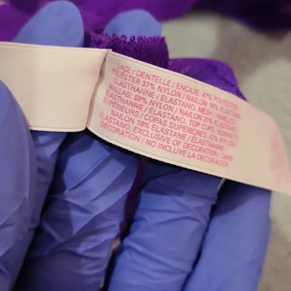 Victoria's Secret Bra - Picture 9 of 10